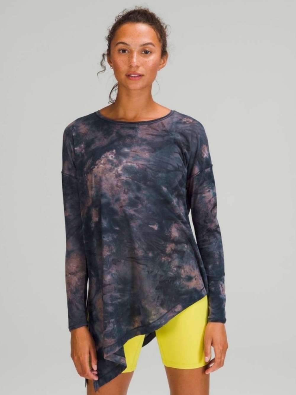lululemon athletica Blue and Purple Tie-Dye Asymmetric Long Sleeve Top